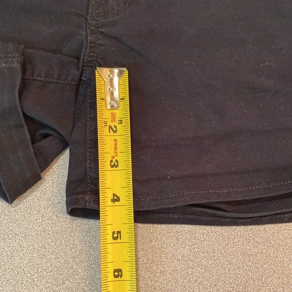 American Eagle - Shortie black shorts. Size 4 - Picture 12 of 12
